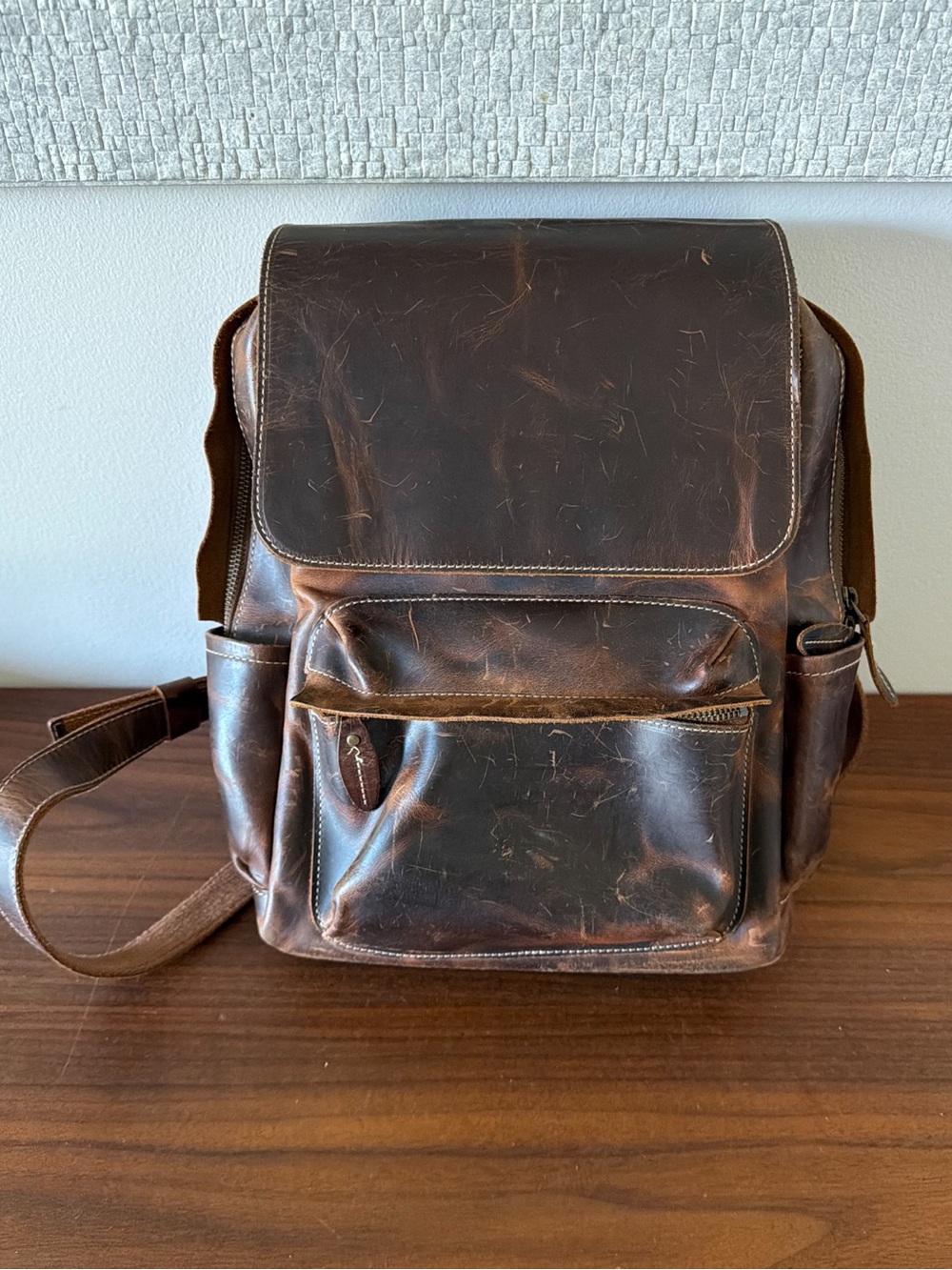 Yukon Bags Brown Leather Flap Backpack Medium Distressed Laptop Rucksack 13.5”